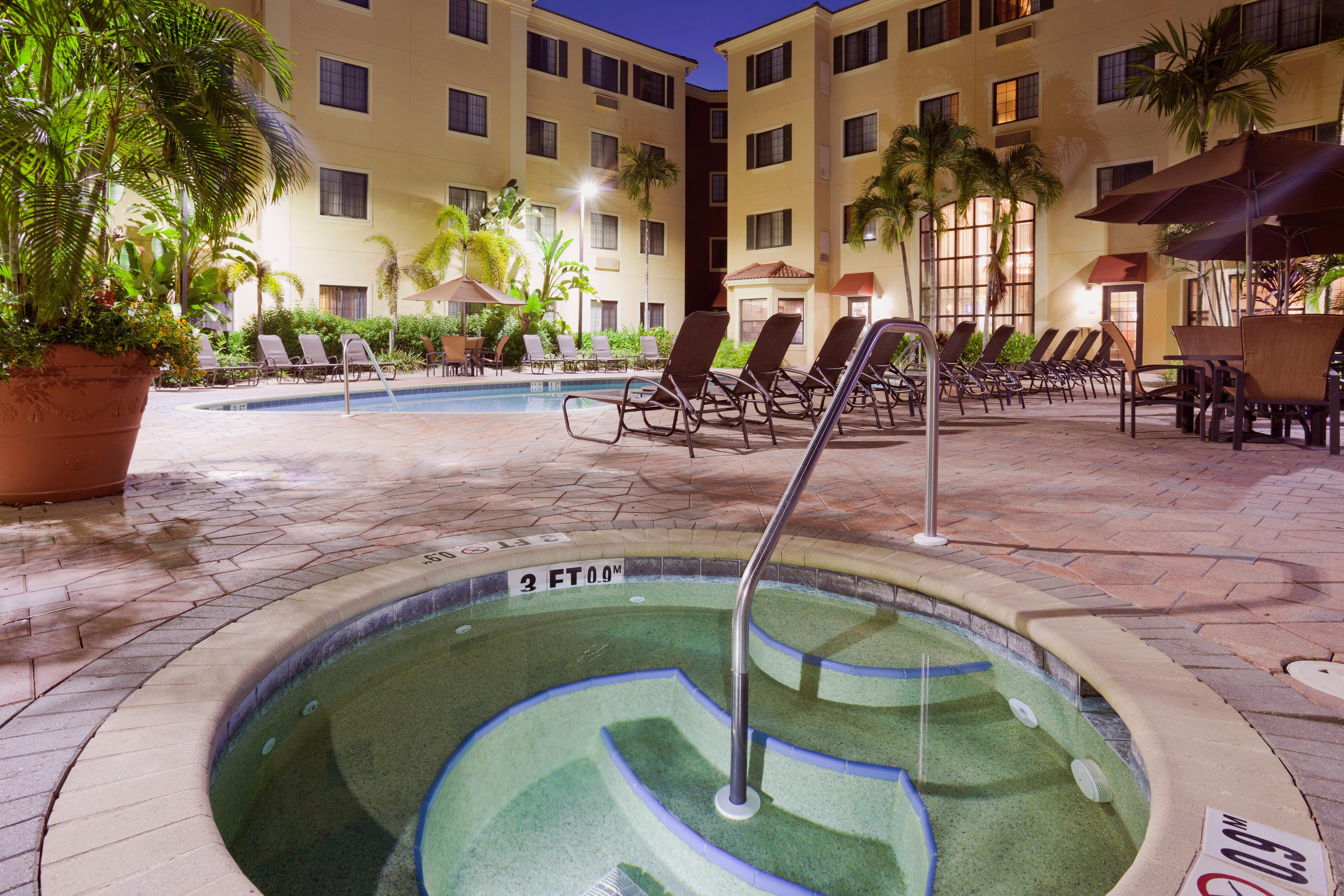Staybridge Suites Naples - Gulf Coast, An Ihg Hotel Exteriör bild